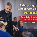 Paul, da dupla Paul & Jack, interage com participante durante palestra corporativa enquanto apresenta o tema “Sabe por que seu concorrente passa voando? Descobri o detalhe que vocês ignoram”.