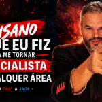 Homem de barba grisalha e blazer preto aponta para a câmera em uma capa de blog com visual dramático em vermelho e azul. Ao lado, o título em letras grandes diz: “Foi insano o que eu fiz para me tornar especialista em qualquer área - Por Paul & Jack”.