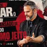 Paul em destaque na capa do artigo “Você pode amar o que faz e estar cansado de fazer do mesmo jeito”, em composição grunge nas cores preto, vermelho e branco.